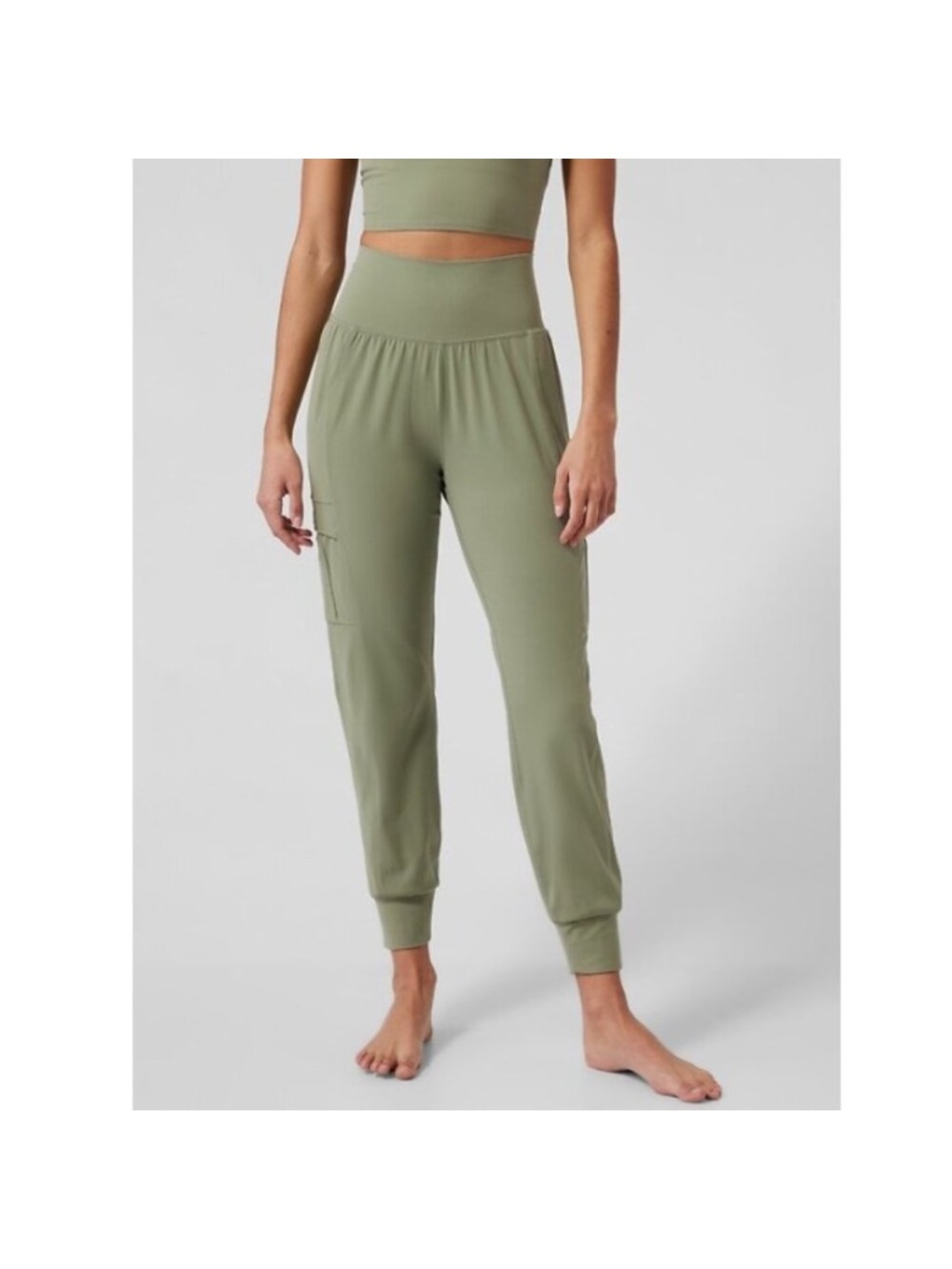 Athleta Salutation Cargo Joggers Medium Tall (M/T) EUC